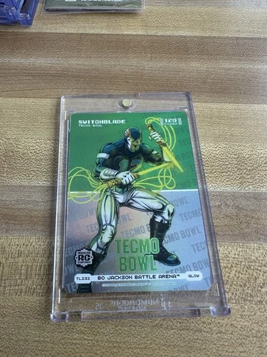 TRAVIS HUNTER RC SWITCHBLADE 2026 BATTLE ARENA TECMO BOWL GLOW 120 POWER TL232