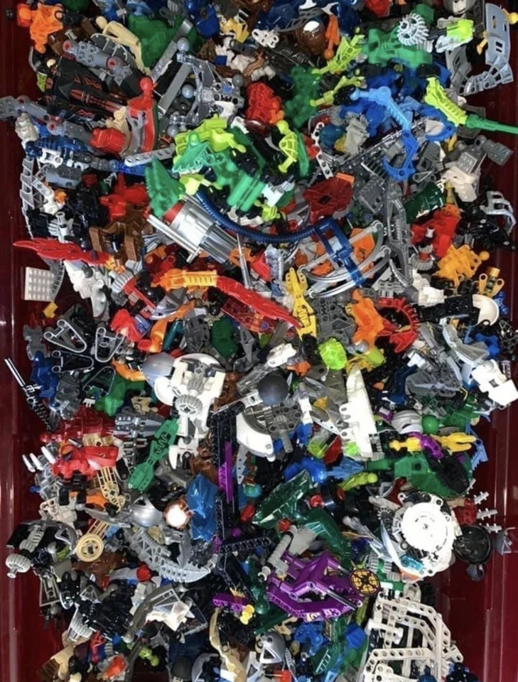 LEGO BIONICLE Hero Factory Bulk Lot 100+ Parts Pieces MASKS MOCs - Image 3 of 3