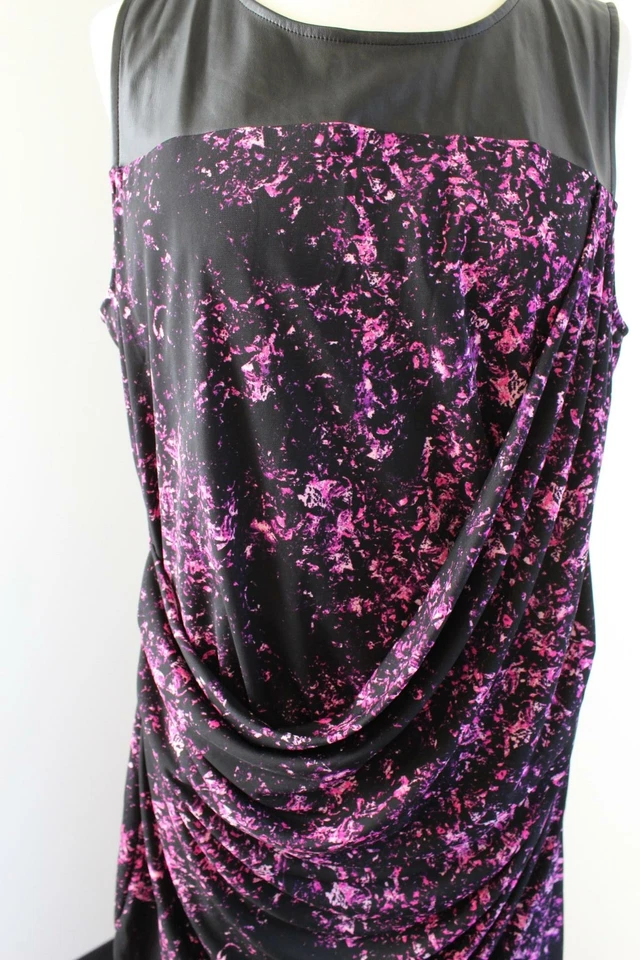 6th and Lane Lane Bryant 粉色黑色抽象褶皱连衣裙 16 码人造皮革 — 第 4/4 张图片