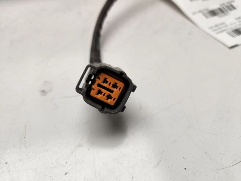 Tubo de escape Mazda 626 2000-2002 OEM FSA9-40-500A Foto 4 de 4