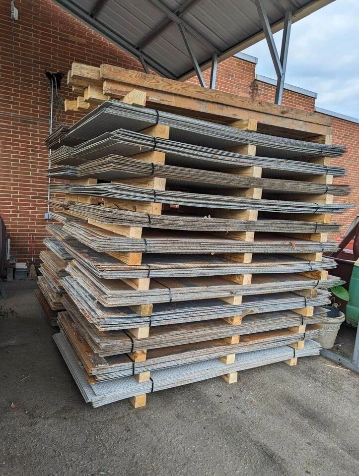 Hoja de placa de diamante de acero de 8 pies x 4 pies 12ga 1/8" de espesor culata plana de metal Foto 2 de 4