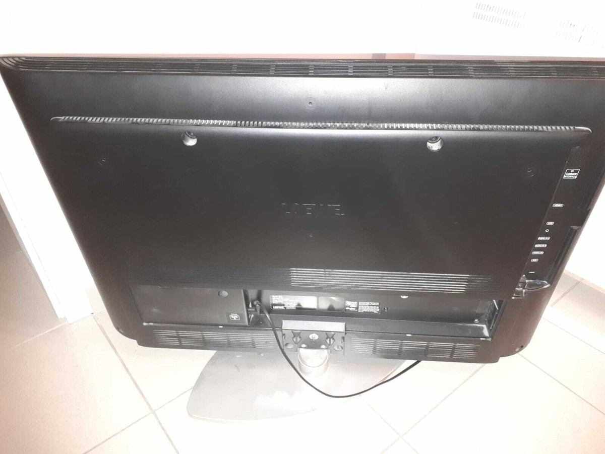 TV Loewe Art 32 SL 81,3 cm (32 Zoll) 1080p HD LCD Fernseher, DVB-C