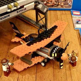LEGO Town City Airport Airshow 60103 - Planes, Hangar, Mini Figs mostly complete