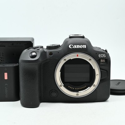 Canon EOS R6 Mark II Spiegellose Kamera Body Shutter Count 45.000 [Near Mint]