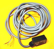 Bosch 0 830 100 353 proximity Limit switch electric inductive Sensor 0830100353