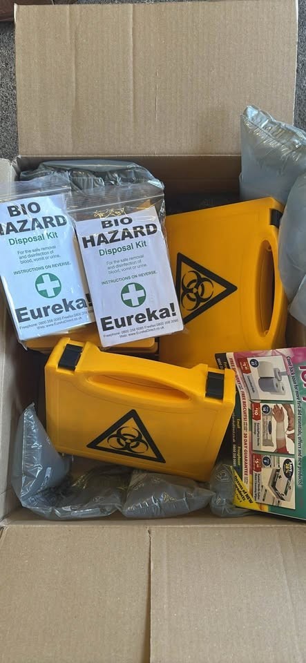 4 x Biohazard Spill Kits Yellow Cases + Eureka Disposal Packs | eBay UK