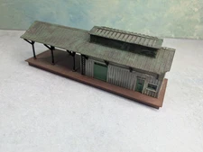 USED Heljan HO Scale Freight Station Read Description