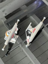 Supreme Independent Standard Skateboard Trucks Pair Silver MPN 331316853
