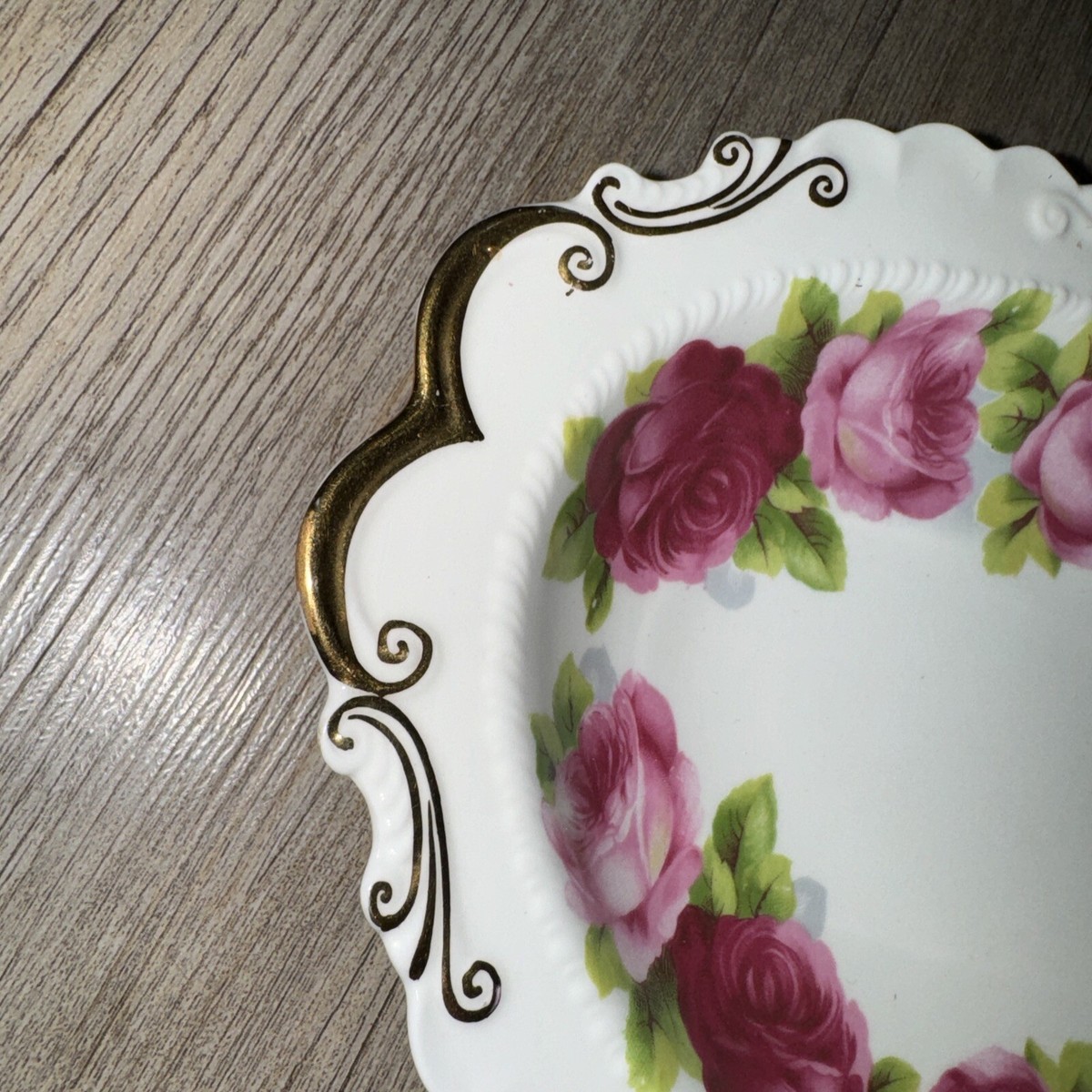 E-2 アンティーク プレート エッグプラター 大皿 薔薇 ローズ ゴールドリム Royal Albert Old English Rose Oval Plate Gold Trim Catch All