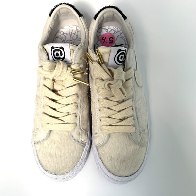 nike sb blazer low bearbrick