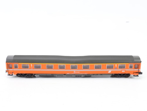 Roco N 02261 Personenwagen Abteilwagen 1. Kl. 19-71 000-1 ÖBB | Condition: Gebraucht