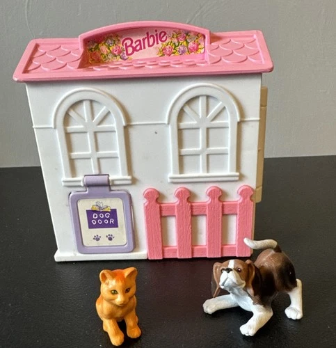 VINTAGE Mattel Barbie Folding Pretty Portable Pet House Play Set W/cat And Dog