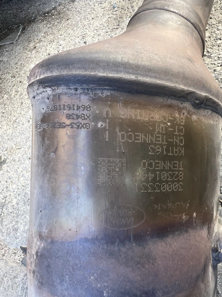 Jaguar F Pace Catalyst 2017 convertidor 3,0 L lado derecho OEM Foto 2 de 2