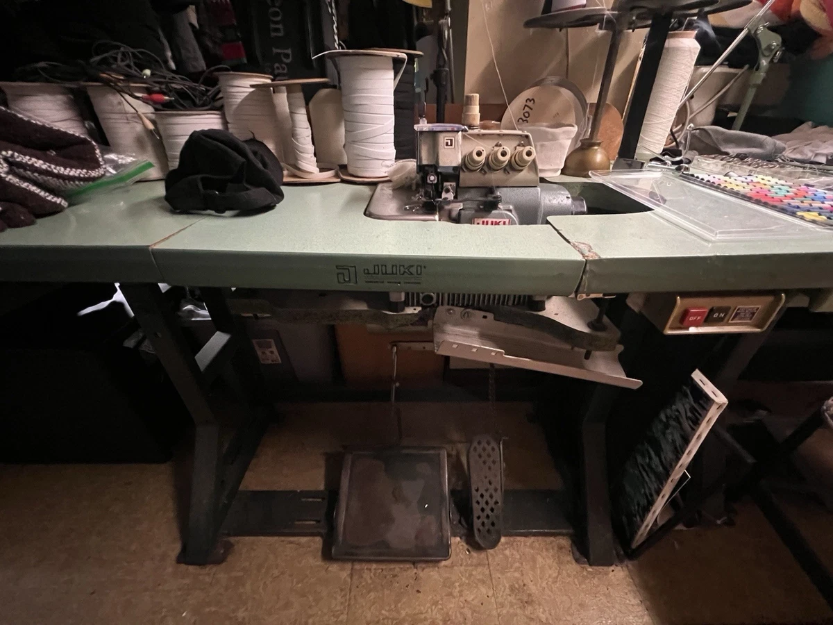 Juki Overlock Sewing Machine/Serger Mechanical Industrial Sewing 