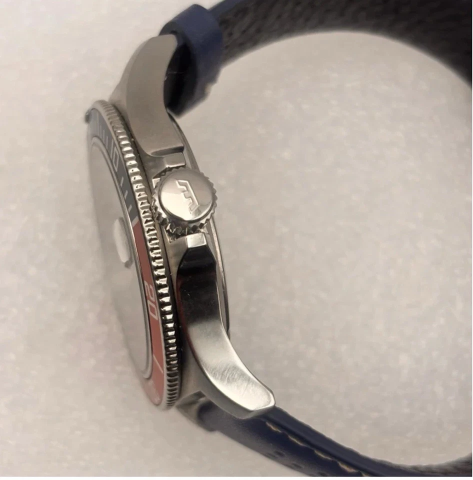 Reloj deportivo Glycine Combat Sub Pepsi GL015 Foto 4 de 4