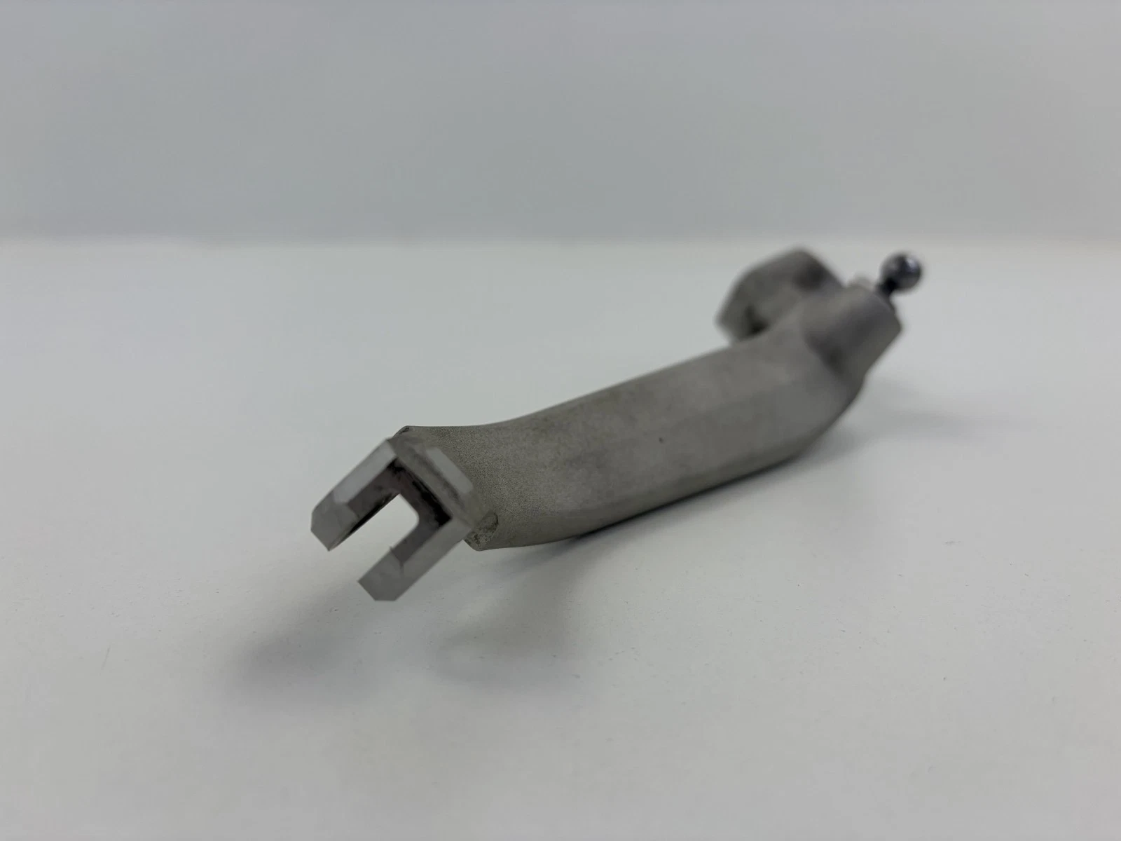 T2083203 | Triumph | Gear Change Pedal Assembly