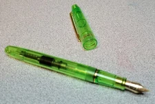 Transparent Green Fountain Pen & Converter, Extra Fine Nib, Wing Sung 3001