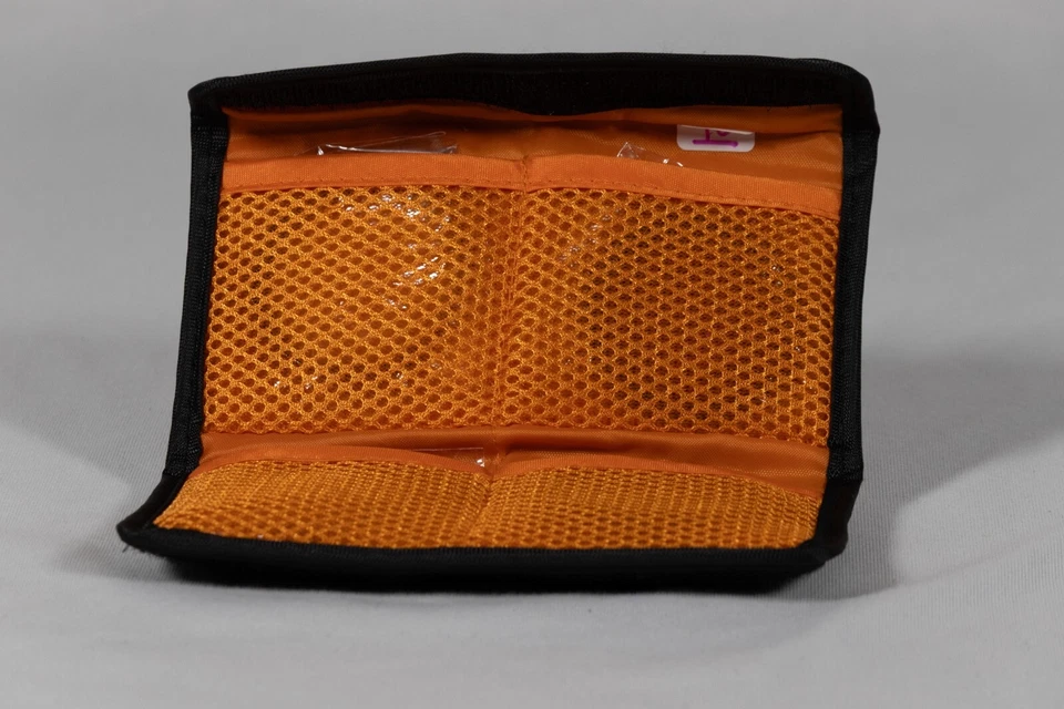 Neewer filter pouch w purple FLD 52mm, TOYO UV 52mm, UV 52mm, CPL 52mm orange - Image 4 of 4