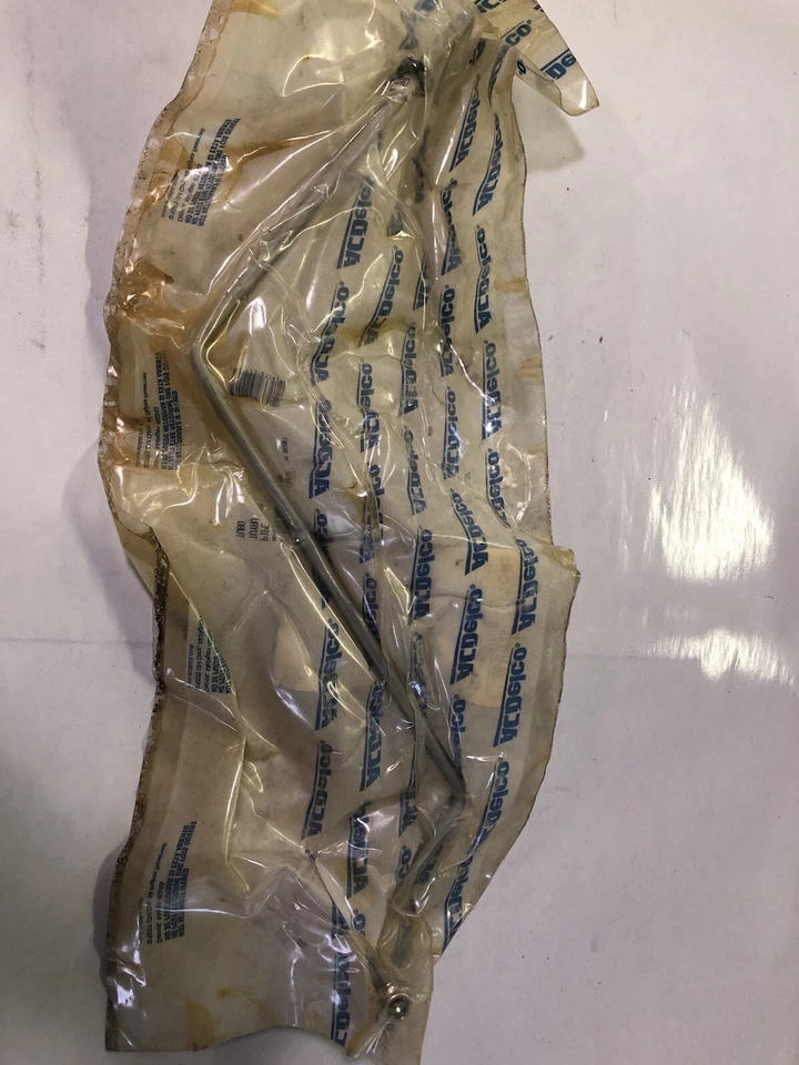 Línea de enfriador de aceite de transmisión Trailblazer Envoy Rainier NOS GM 02 03 09 15817514 Foto 2 de 3