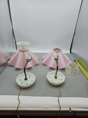 Pair Vintage 1950’s White Milk Glass Hobnail Electric Lamps Green Ruffle Shade 2