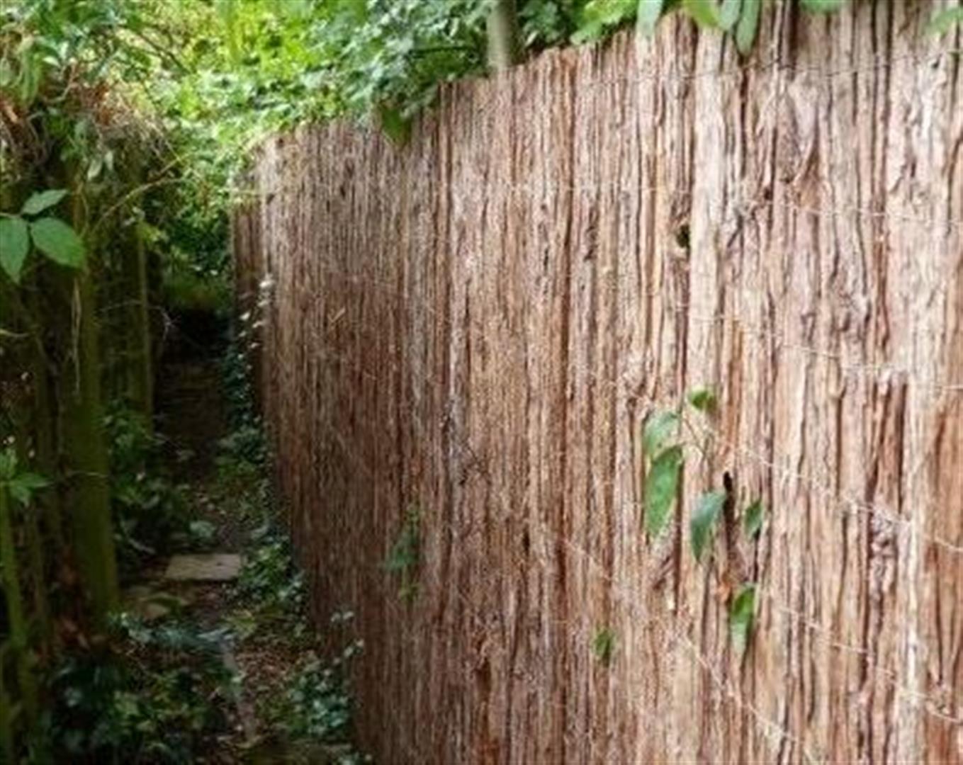 Bark Screen Fencing Roll Fence 1.8 M(H) x 3m(W) Bark Wood Privacy