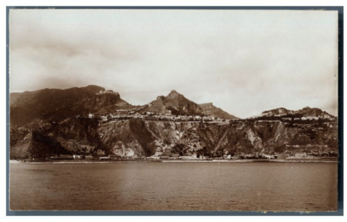 Italia, Taormina  Vintage silver print. Papier carte postale  Tirage argentiqu - Foto 1 di 1