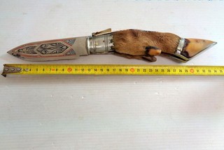 Ancien couteau de poche à palanquille Espagnol ? sabot corne lame gravée