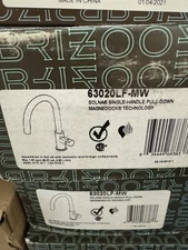 Brizo 63020LF-MW Solna Single Handle Pull-Down Kitchen Faucet Matte White