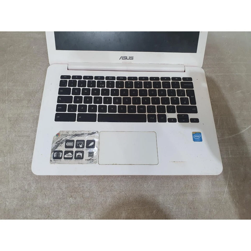 Asus Chromebook C300 Chrome OS Laptop Red & White 13.3" Display HDMI - For Parts - Image 4 of 4