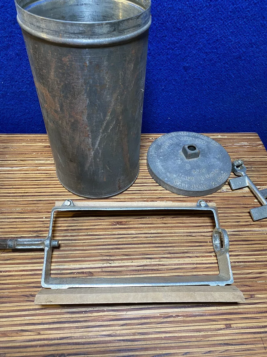 White Mountain Ice Cream Freezer 6 QT Can and Dasher Crank for