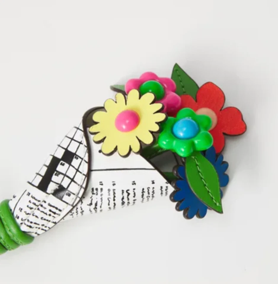 Kate Spade Fresh Picks Bolsa Buquê de Flores Charme Chaveiro Caixa de Presente Palavras Cruzadas - Imagem 2 de 4