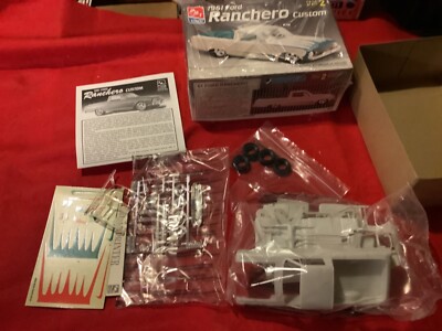Vintage estate AMT ERTL 1961 Ford Ranchero Custom 1/25 Scale Model Kit ...