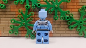 (P8/11/7) Lego Super Heroes Mr. Freeze sh0266 from 30603