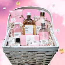 ROSE VANILLA "LOVE" AROMATHERAPY BATH  BODY BASKET 8-PIECE BY BATH  BODY WORKS
