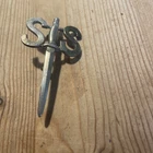 BRITISH MILITARY CAP BADGES, No. 2 Commando White Metal, WW2