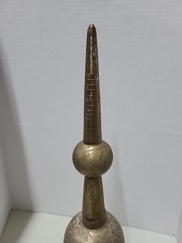 Miniature artigianali in ottone nella Torre del Kuwait esemplificano il patrimonio culturale - Foto 4 di 10