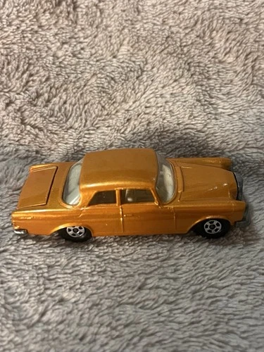 Vintage Diecast Model - Matchbox Lesney Superfast 46 Mercedes Benz 300SE Car