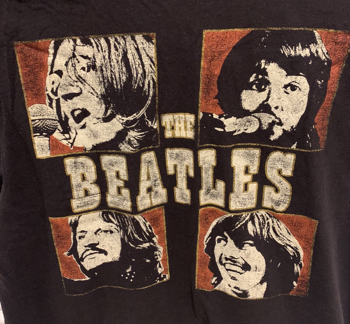 The Beatles T-Shirt, Black, 2020 Apple Corps LTD, Size The Beatles T-Shirt, Black, 2020 Apple Corps LTD, Size