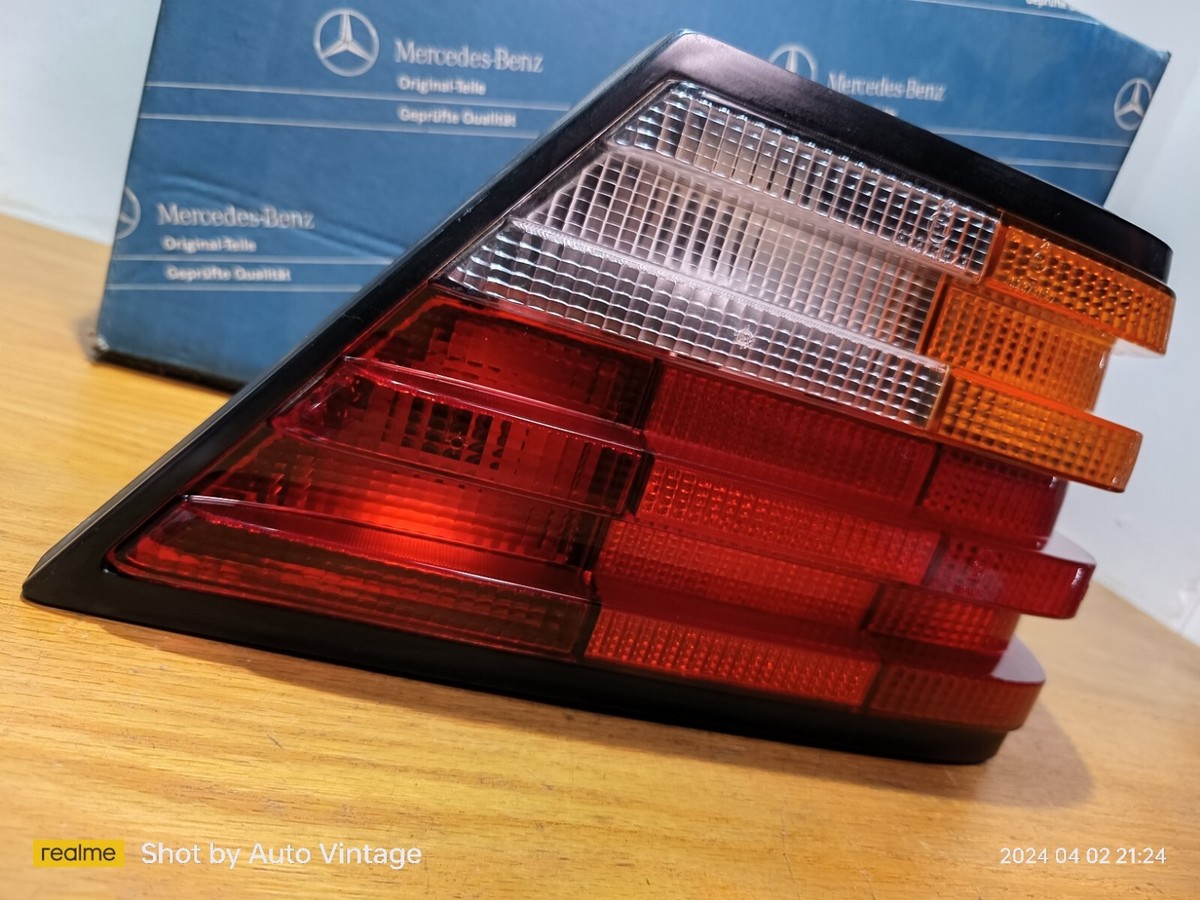 Mercedes BENZ W124 REAR Right TAIL LIGHT GENUINE OEM NOS By