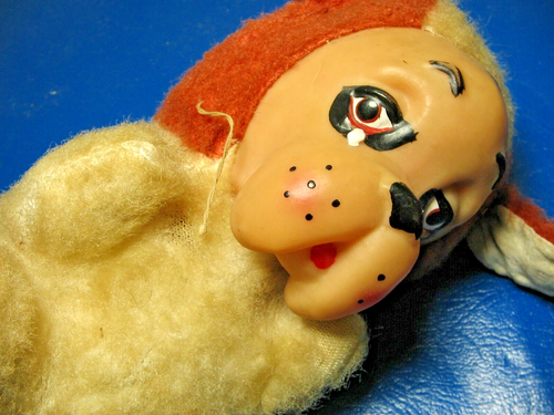 Juguete Vintage Herman the Hound Cara de Goma Animal de Peluche Marrón Peluche Triste - Imagen 3 de 3