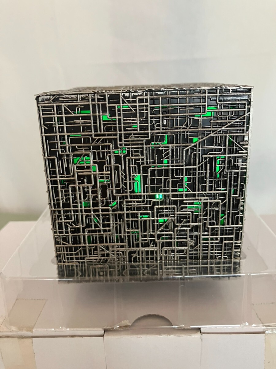 ボーグキューブ デアゴスティーニ Star Trek Borg Cube BORG CUBE Star Trek Starship Collection DeAGOSTINI Gift Premium