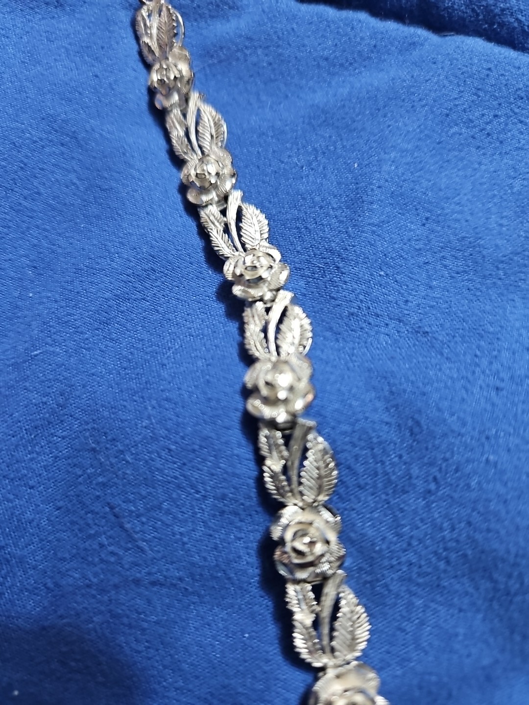 Steering Silver Rose Bracelet - image 3