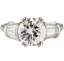 Vintage Harry Winston 2.02 Carat Diamond Engagement Ring GIA, circa 1980s 5.25