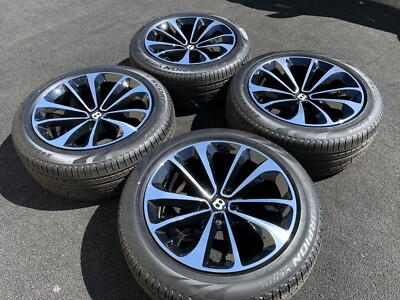 4 NEW GENUINE 21 INCH BENTLEY BENTAYGA  RIMS WHEELS TIRES PIRELLI  FACTORY