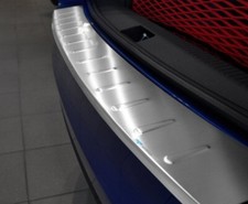 für SEAT LEON II 2005-2013 LADEKANTENSCHUTZ EDELSTAHL mit ABKANTUNG