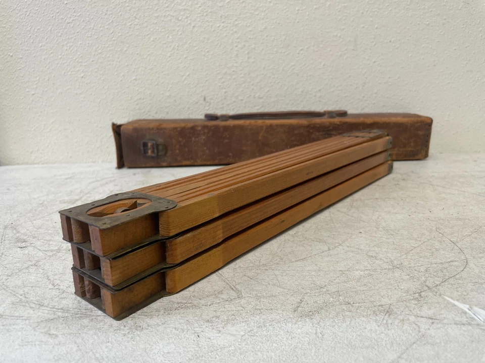Trípode antiguo de madera y metal para cámaras vintage, años 1900, compactos para viajes  Foto 4 de 4