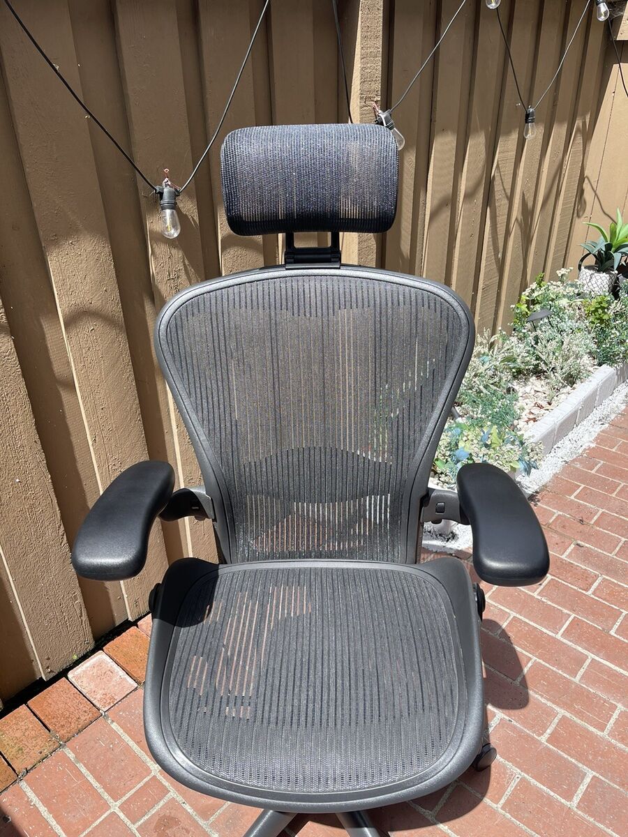 Herman Miller Aeron Chair Size B Fully Loaded Lumbar Support Herman Miller Aeron Chair Size B Fully Loaded Lumbar Support