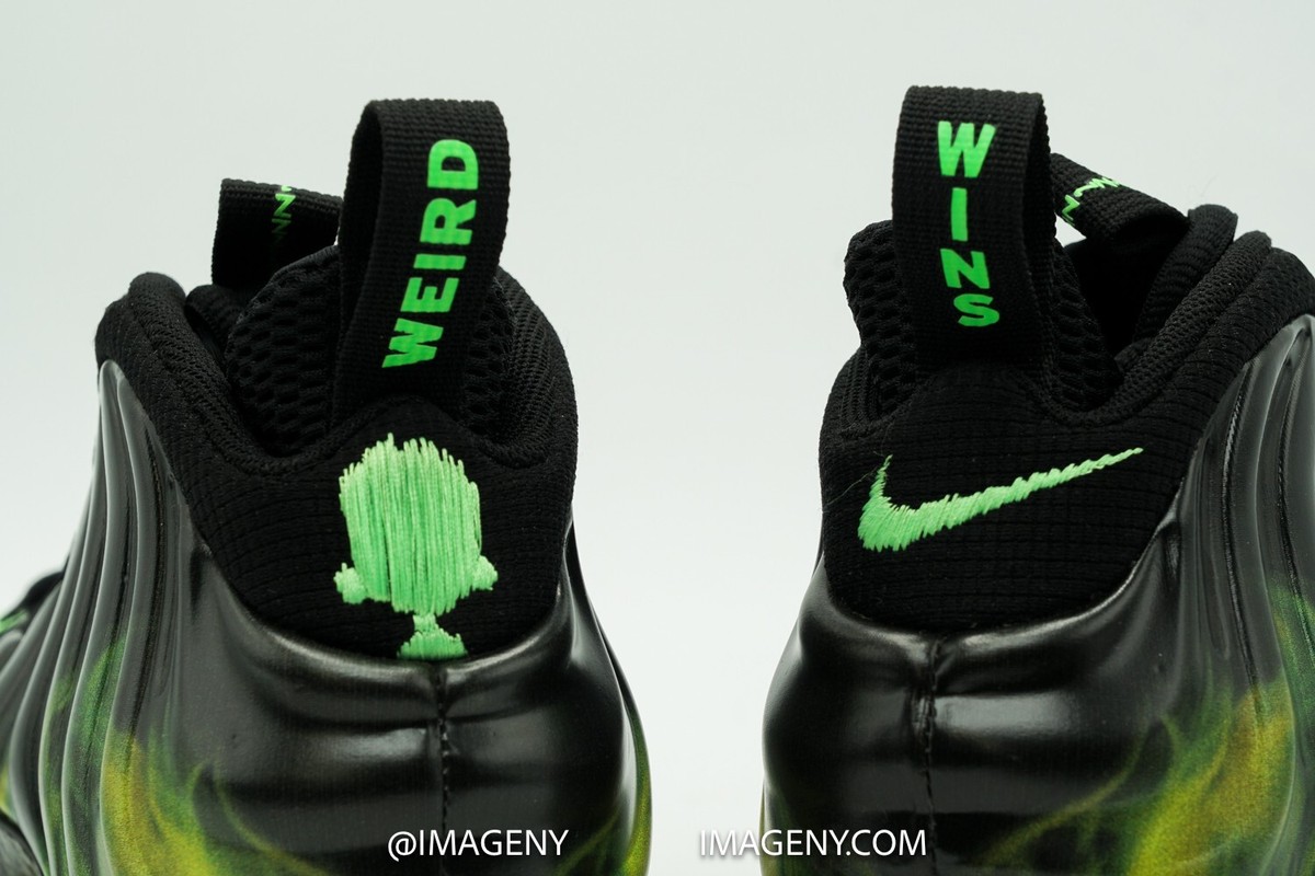 NIKE AIR FOAMPOSITE ONE USED SIZE 7.5 PARANORMAN BLACK NEON 