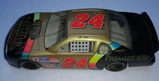 Jeff Gordon # 24 Dupont Chroma Premier 1:24 Scale Die-Cast NASCAR 1996 Hasbro  