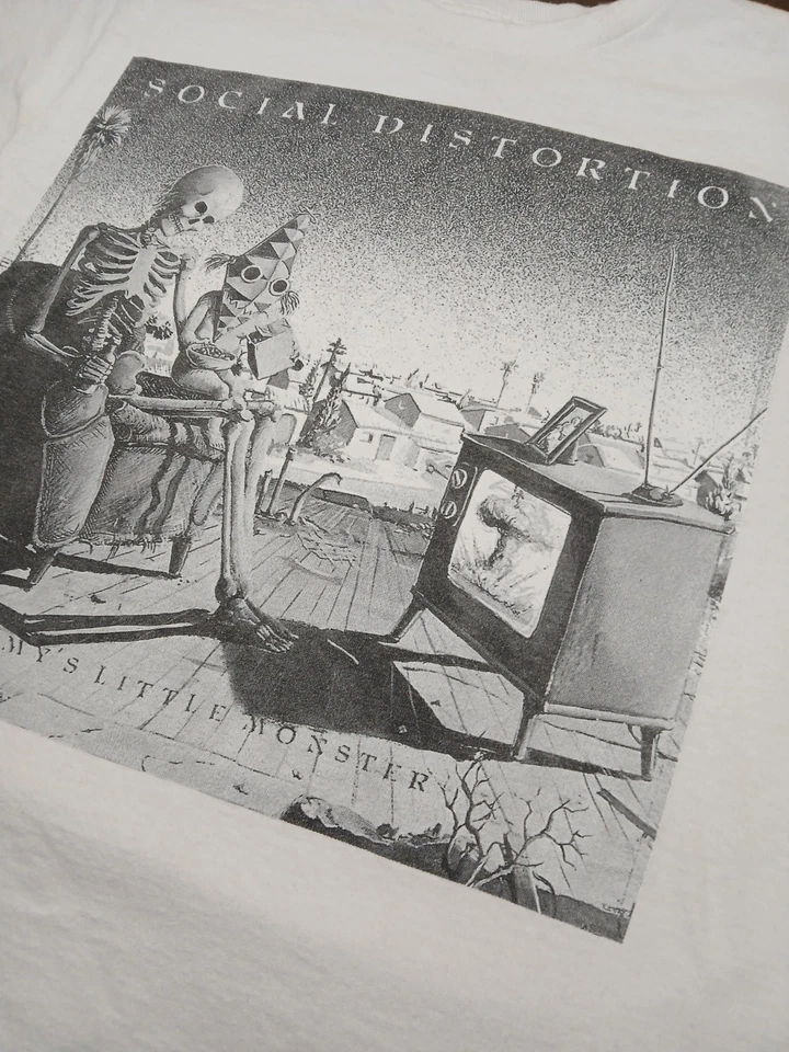 Social Distortion Little Monster T-shirt Wasteland Skeleton Art Shirt Size Small - Image 3 of 4